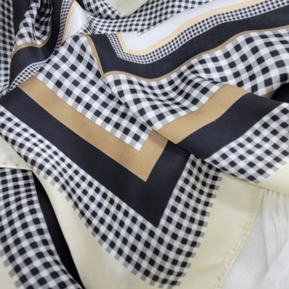 ❤️❤️Elegant Bandana Geometric Scarf Silky Satin Soft Beige Black Checkered Wrap - Picture 5 of 7